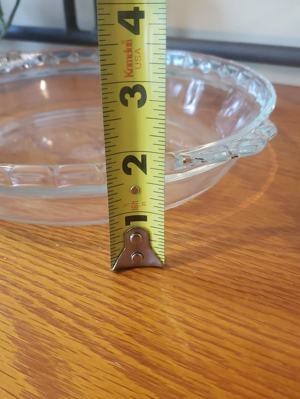 Vtg PYREX Scalloped Edge  Baking Dish With Transparent Glass - Size: 9